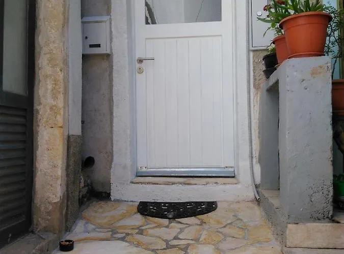 By The Sea - 13510 Apartment